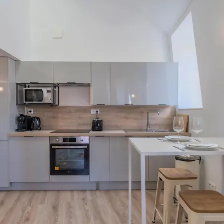 One Bedroom Mezzanine Apartment, With Parking Tourcoing Exterior photo