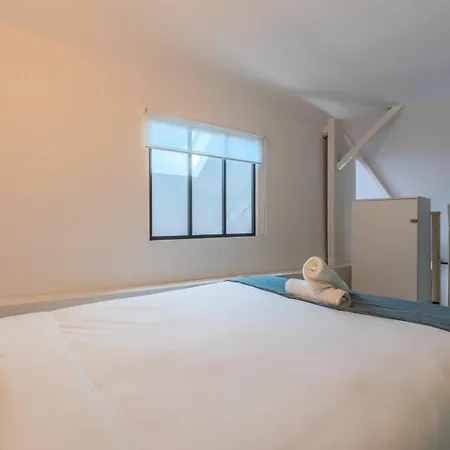 One Bedroom Mezzanine Apartment, With Parking Tourcoing Exterior photo